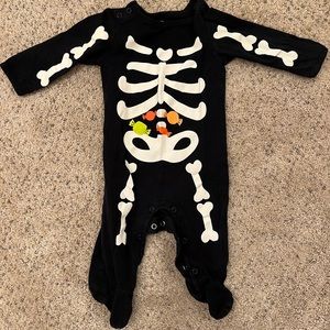 9m snap footed skeleton jammies